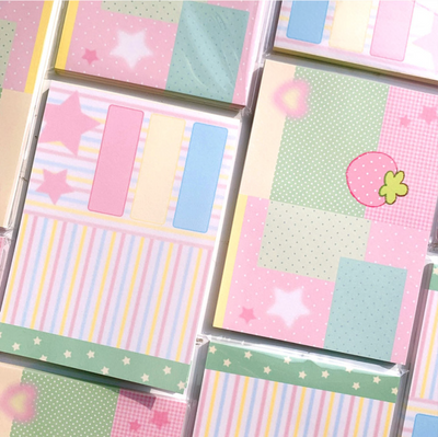 [PK30] Pinkrue Strawberry Patch/Rainbow Mochi Background Big Memo Pad (options)