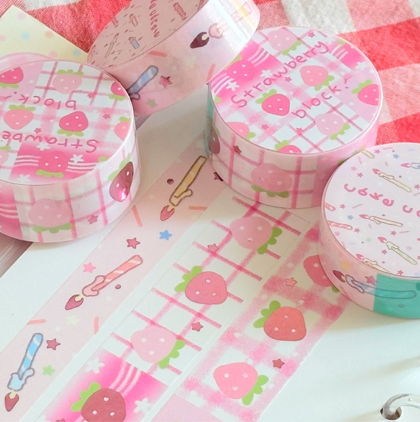 [CW106] Cotton World 'Strawberry Block' Foil Masking Tape 20mm x 5m