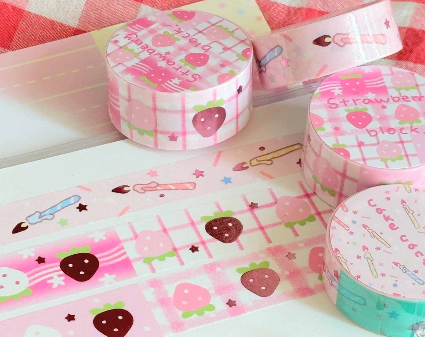 [CW106] Cotton World 'Strawberry Block' Foil Masking Tape 20mm x 5m