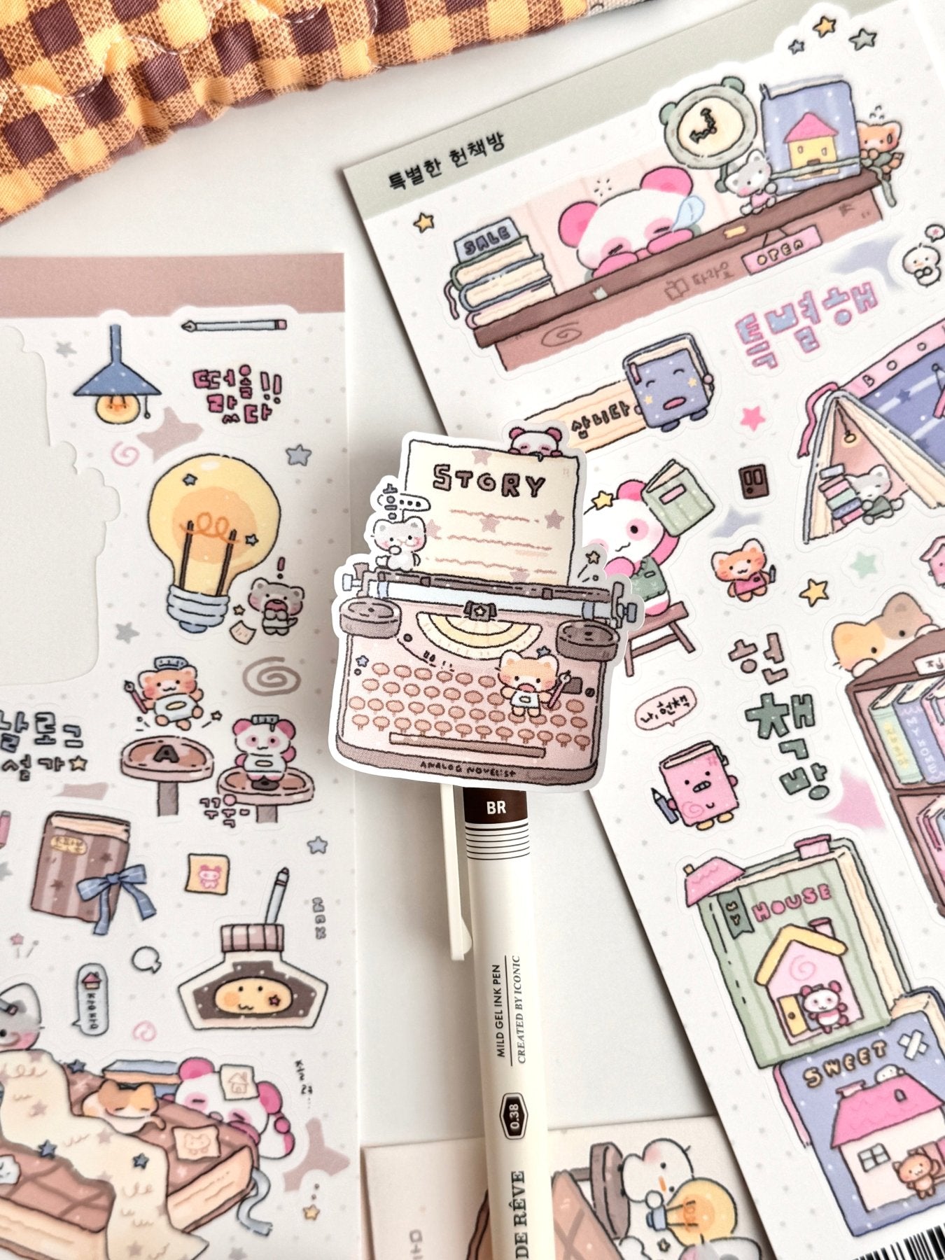 [MB06] Maybean 'Dreaming Bookmark' Sticker Sheet Pack (Single/Pack) - Maybean_MB06S3 - Cozy Book Cafe_korean_sticker_stationery